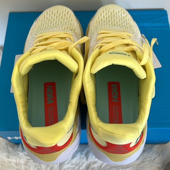 Hoka One One Clifton 8 Women’s Shoes Yellow Pear / Sweet Corn - Picture 5 of 7